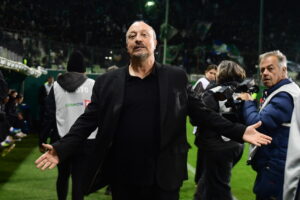Ο Τεττέη τον… κράτησε, ο Μπενίτεθ πέρασε το όριο