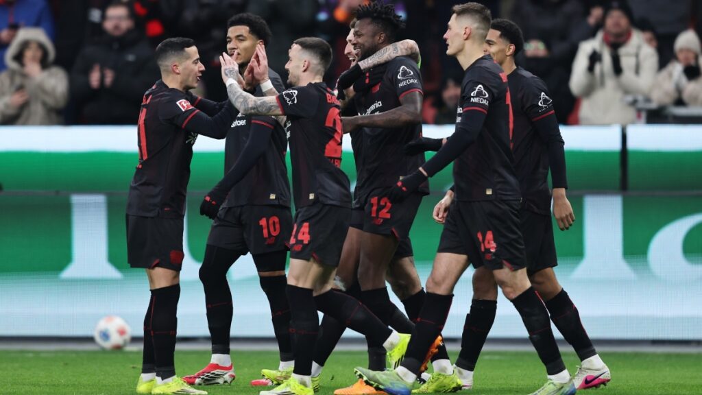 Bundesliga: «Παίζεται» η Ευρώπη